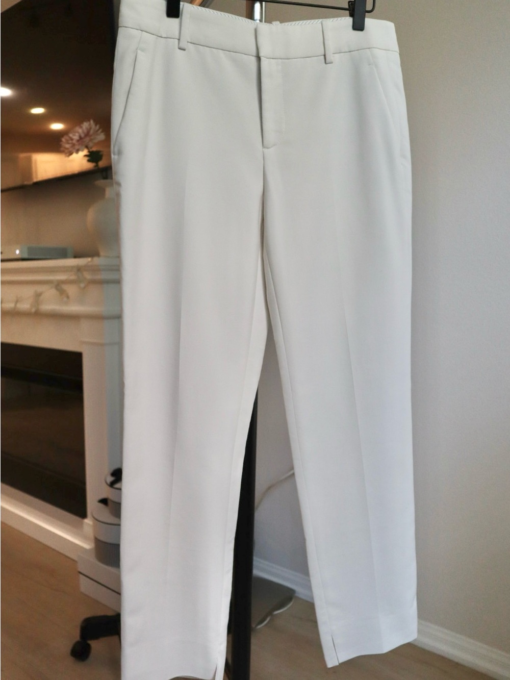 Zara Cream Straight Leg Pants- Size 6